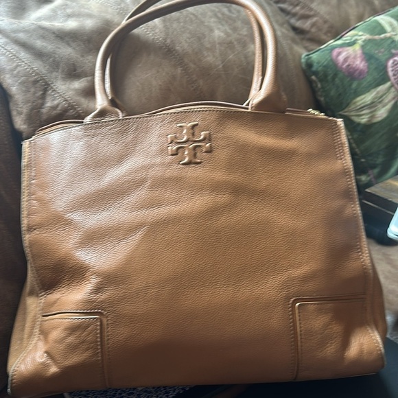 Tory Burch Handbags - Tory Burch Tote